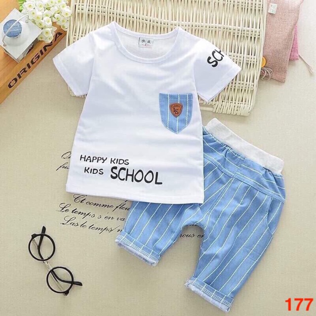 Set kẻ cho bé trai