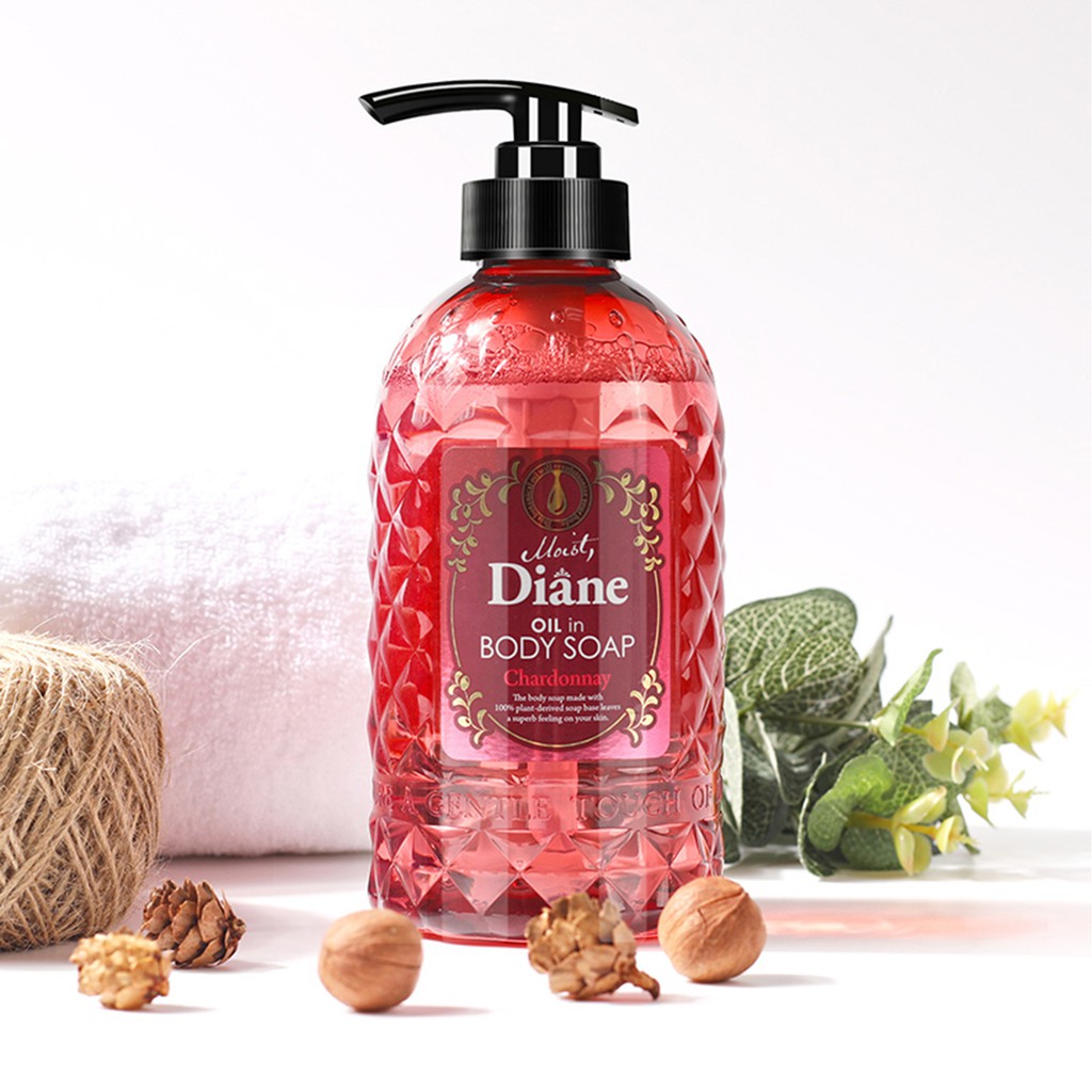 Sữa tắm tinh dầu giàu độ ẩm Moist Diane Oil in Body Soap Chardonnay- 500ml