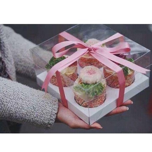 Hộp Cupcakes 4 cái mica trong suốt