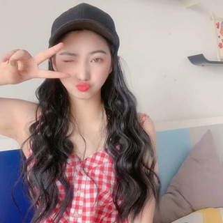 Tóc giả xoăn kèm nón