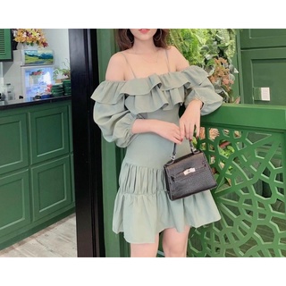 Đầm rớt vai bèo ngực đuôi cá