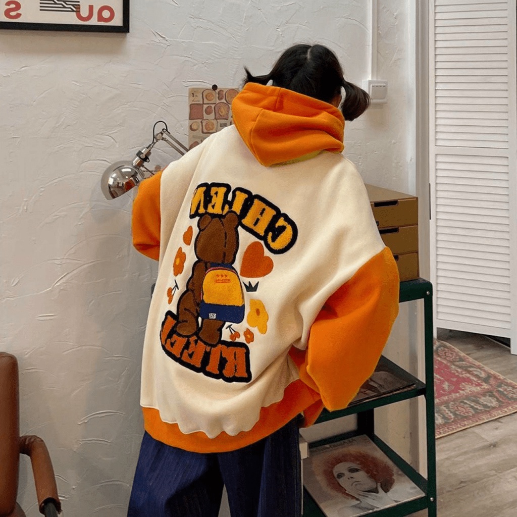 (FREE SHIP) ÁO HOODIE NỮ PHỐI HAI MÀU HỌA TIẾT  GẤU ĐI HỌC NGỘ NGHĨNH XINH LUNG LINH TK 2022