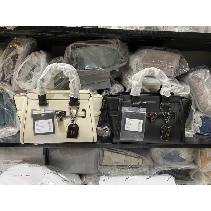 Túi Lyn tay cầm khoá 21.5*10*15