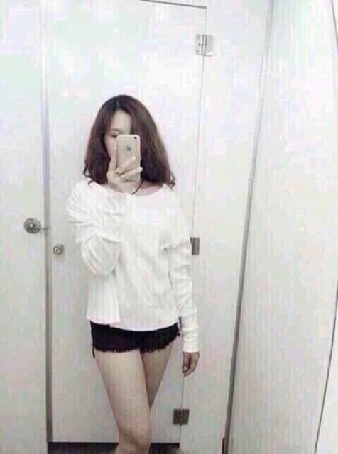 Áo thun lệch vai | BigBuy360 - bigbuy360.vn