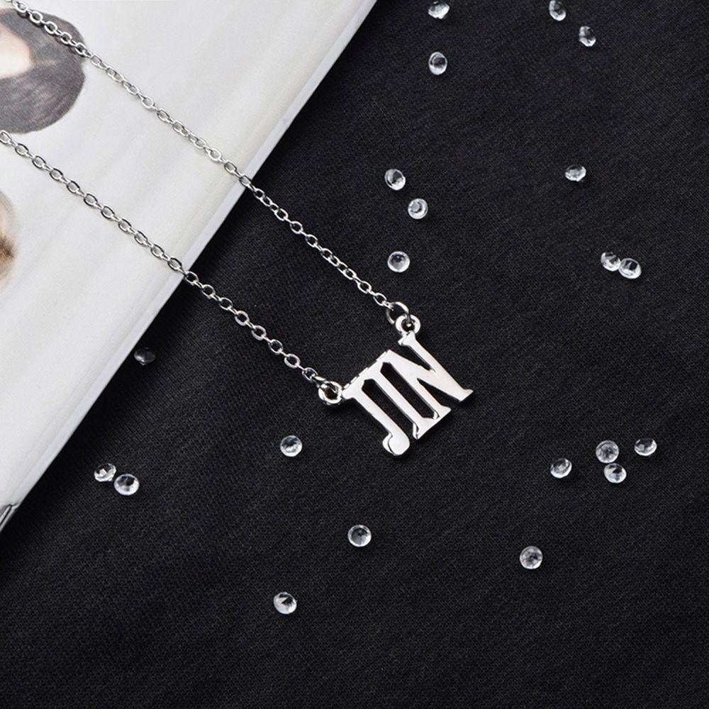 Vòng cổ Mặt Tròn In Tên Các Thành Viên Nhóm Nhạc BTS Charms