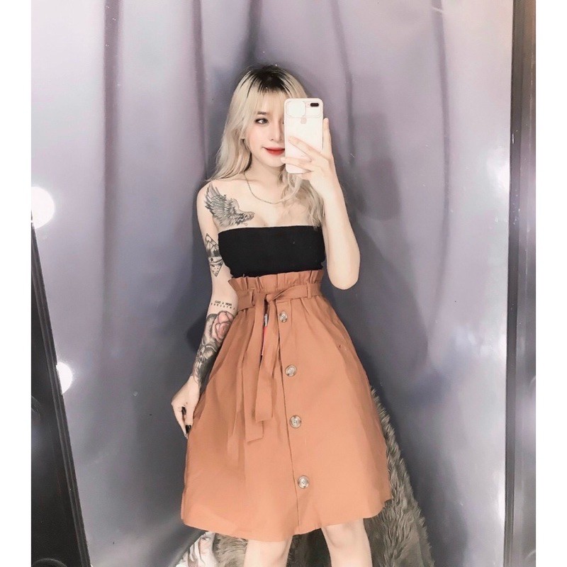 Chân váy xòe phối hàng nút trước cột nơ eo cực xinh , chất kate dày dặn mềm
