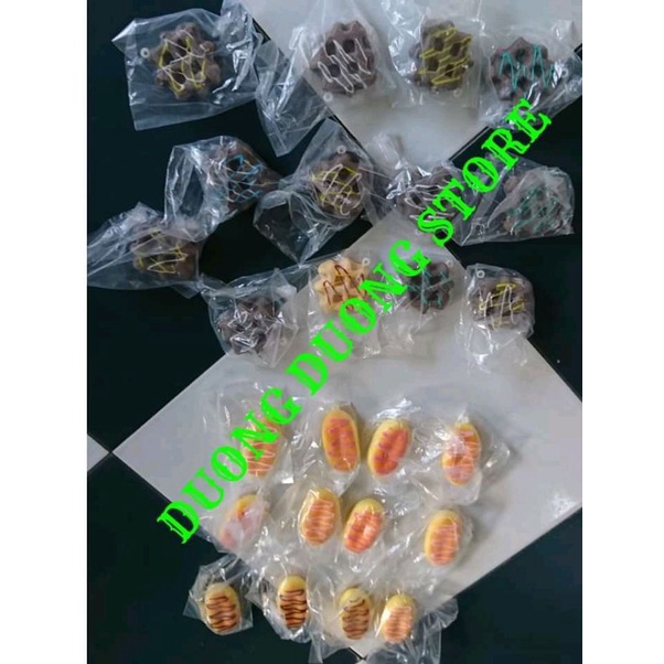ĐỒ CHƠI SQUISHY MINI BÁNH NƯỚNG VÀ BÁNH MÌ