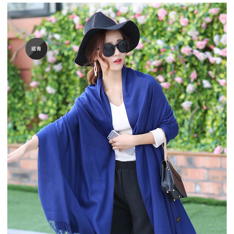 Khăn quàng cổ Cashmere dành cho nữ trong mùa đông