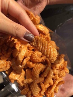 Bánh Snack Mực về rồi đây 🦑🦑🦑