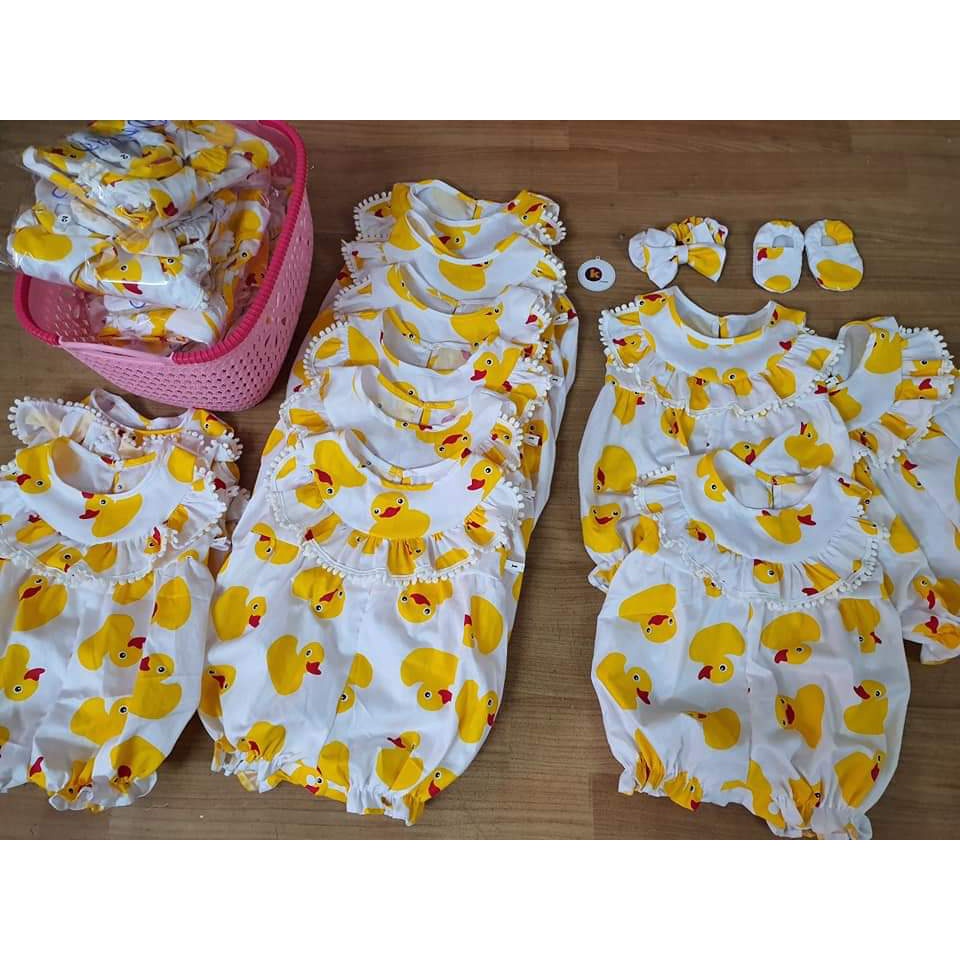 Body liền thân hình vịt con  cho bé sơ sinh (kèm băng đô +giày)