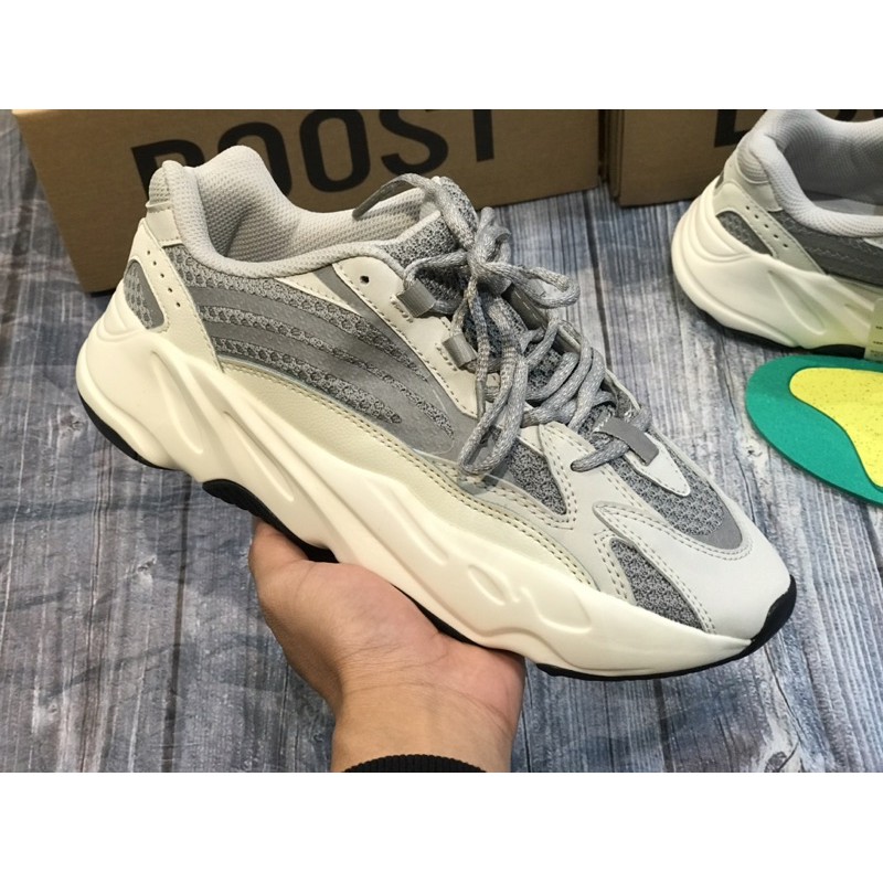 (⚡️Tặng ful bok + Tất +quà ⚡️Zep một một⚡️) Giày thể thao nam,nữ Yz 700 phản quang,đế bot mềm nhẹ êm chân chống trơn G11 | BigBuy360 - bigbuy360.vn