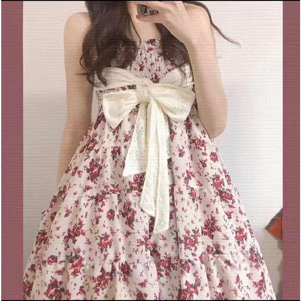 Đầm hoa nhí hai dây bồng bềnh phong cách công chúa