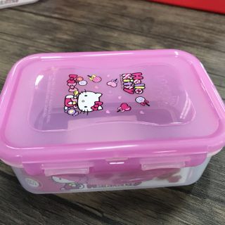 HỘP NHỰA HELLO KITTY LOCK&LOCK LKT818 460ML
