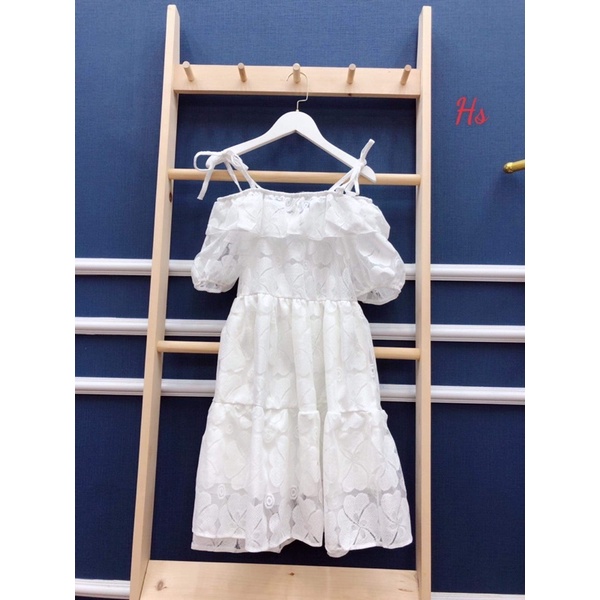 Váy ren 2 dây buộc vai cổ sen HS6