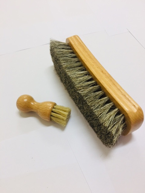 Bàn chải đánh giầy lông ngựa