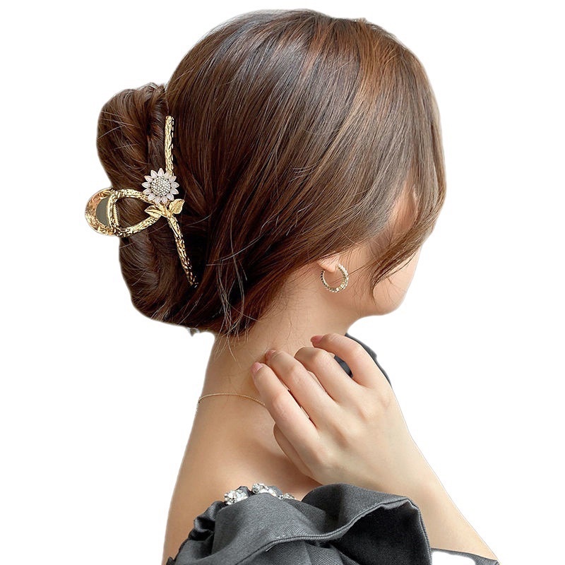 Kẹp tóc hình bông hoa cúc kim loại sau đầu cho nữ phong cách Hàn Quốc