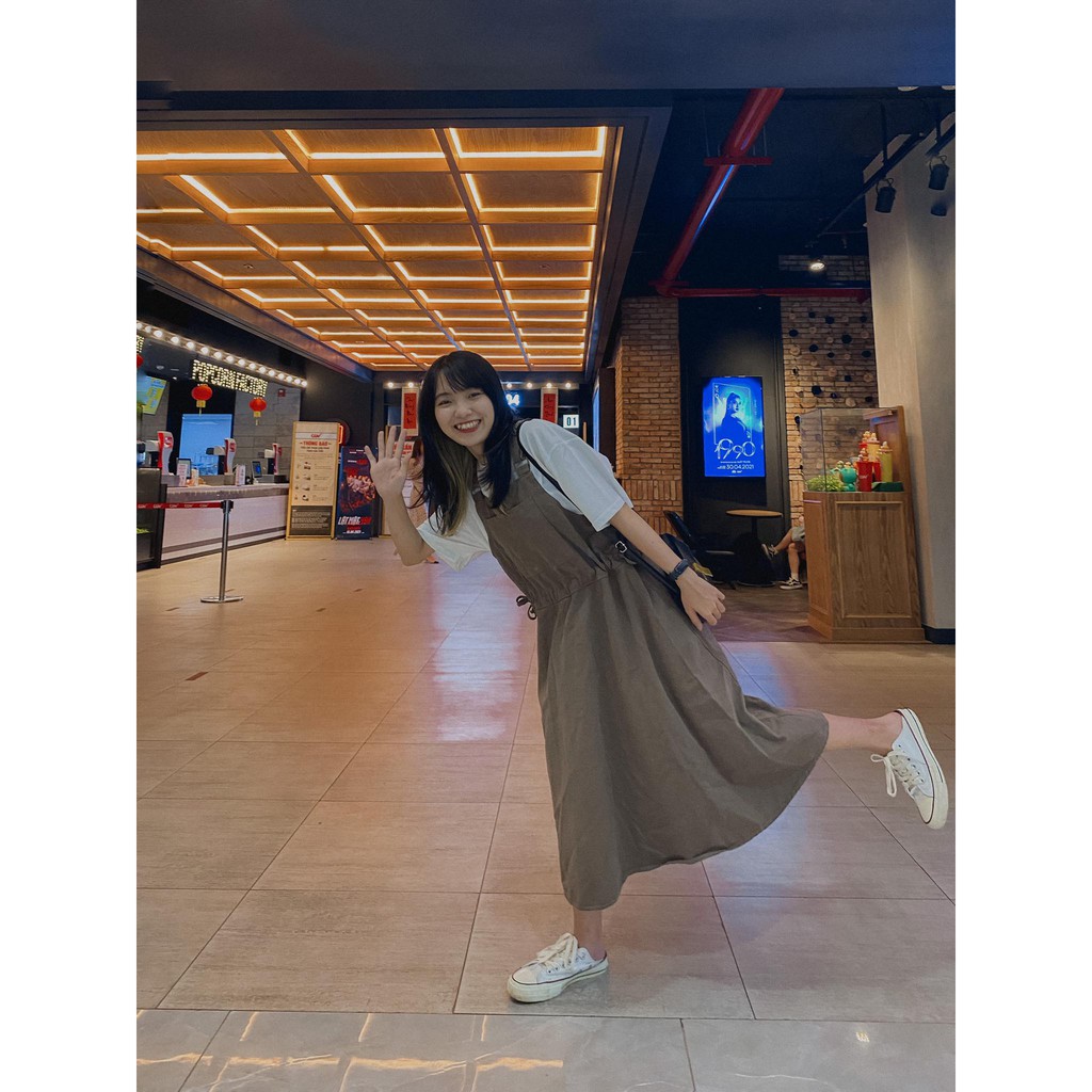 [Mã SKAMA06 giảm 8% tối đa 50K đơn 250K] Yếm váy thô xoè túi trước (Ảnh thật) | BigBuy360 - bigbuy360.vn