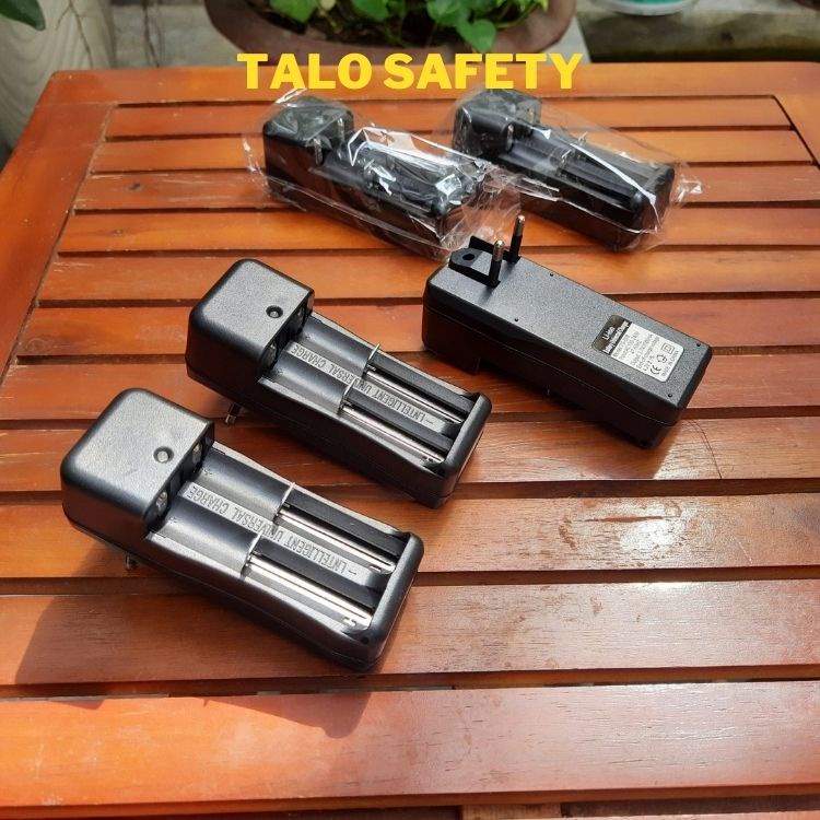Sạc 2 khe pin 18650 16340 14500, 26650 cho đèn pin siêu sáng quạt mini