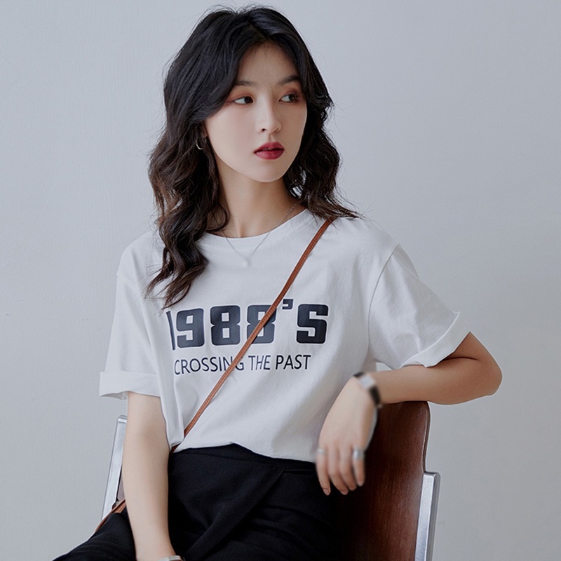 Áo thun ngắn tay cổ tròn form rộng in chữ thời trang Hàn Quốc cho nữ