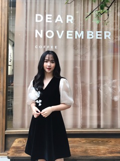 Váy phối tay