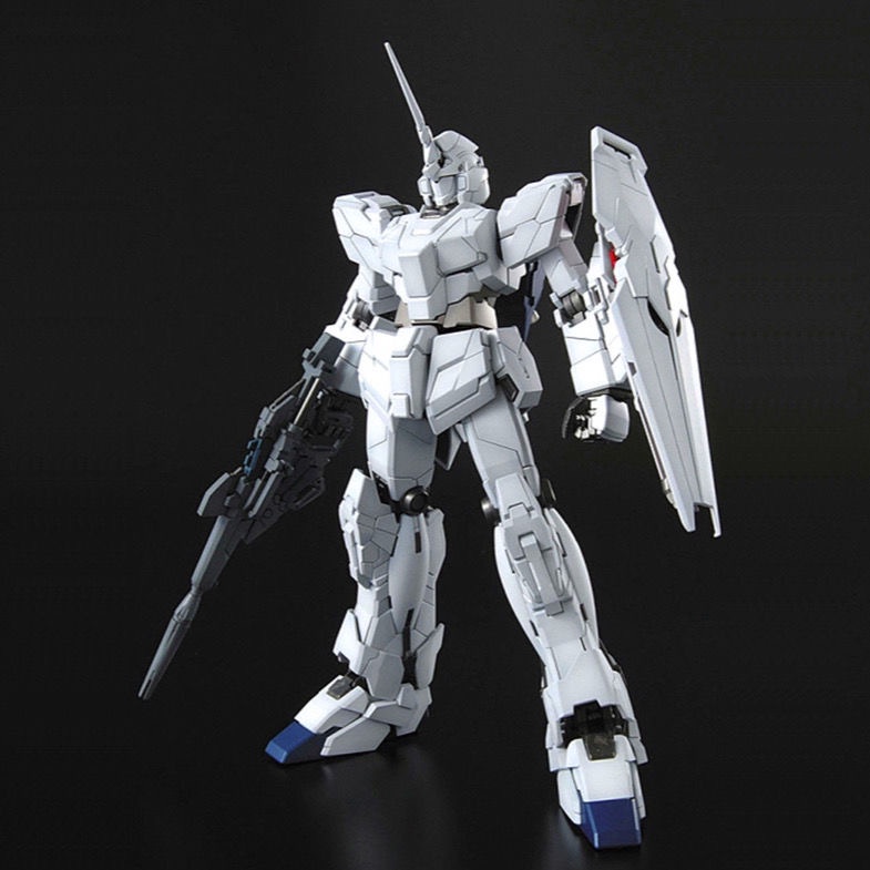 Mô hình nhựa lắp ghép MG 1/100 Unicorn Gundam ver.OVA - Daban