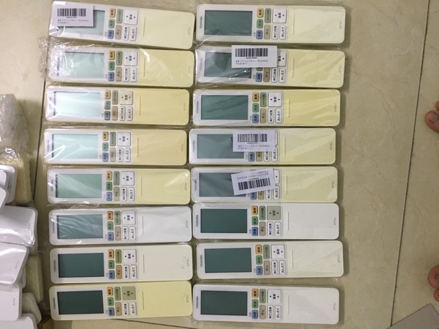 Remote điều hoà nội địa Toshiba màn hình