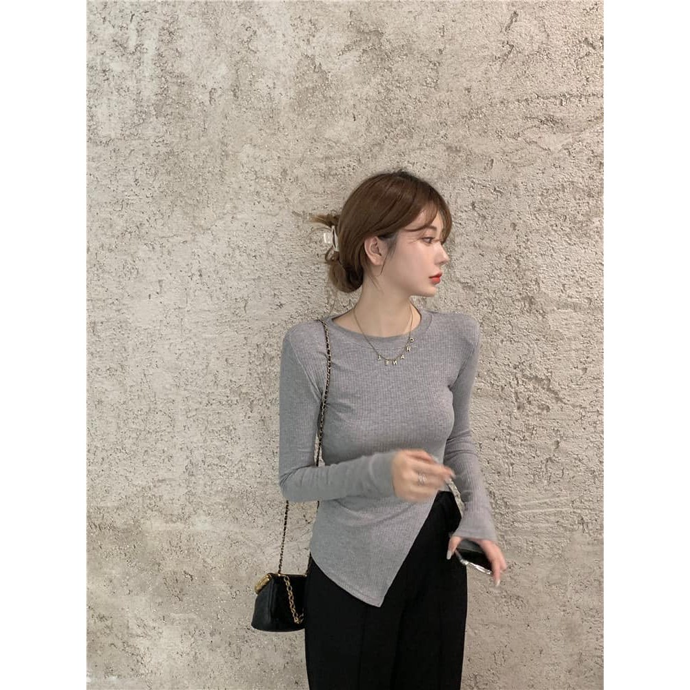 Áo thun cổ tròn dài tay sẻ eo Delys