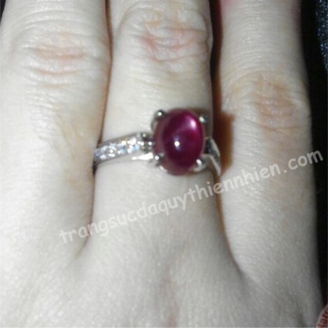 Nhẫn Ruby lục yên thiên nhiên