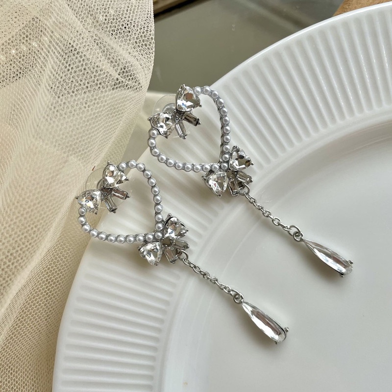 1 Đôi Bông Tai Hình Trái Tim Rỗng Đính Đá Ngọc Trai Nhân Tạo Phong Cách Hàn Quốc Dành Cho Nữ