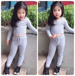 Bộ thể thao cho bé gái