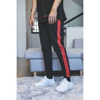 Quần Jogger 3 sọc