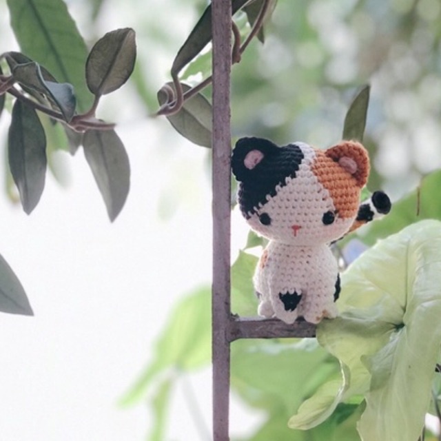 Bé Mèo móc len amigurumi lông 3 màu 🖤💛🤍