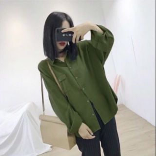 Xả áo sơ mi màu xanh rêu