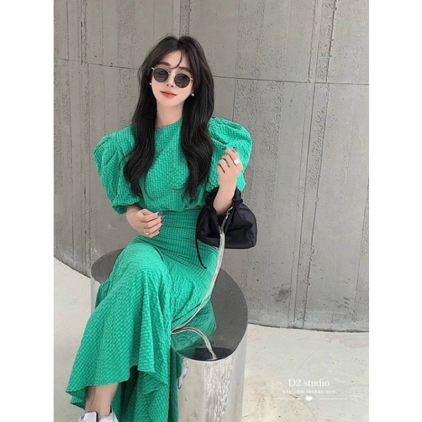 Set áo croptop tay phồng kèm chân váy đuôi cá