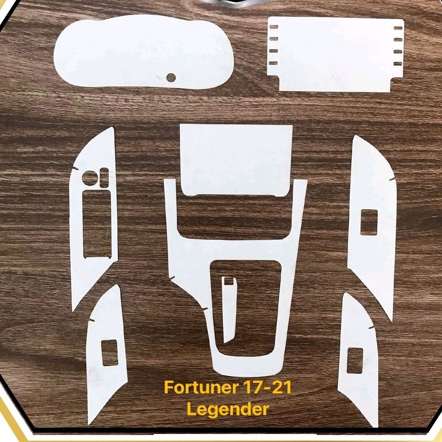 TOYOTA FORTUNER: Film PPF bảo vệ FULL BỘ nội thất - chống xước, che phủ các vết xước cũ, tạo độ bóng cho xe.