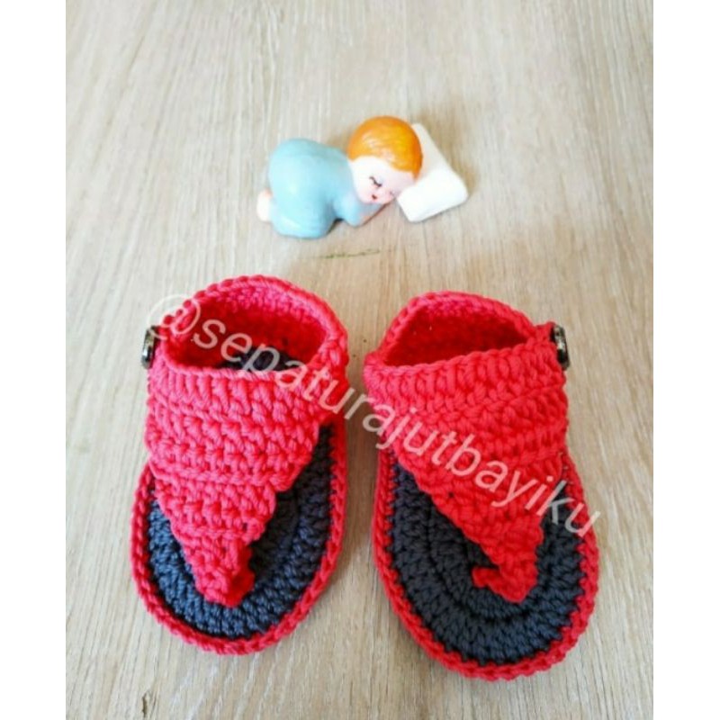 Giày Sandal Đan Móc Xinh Xắn Cho Bé