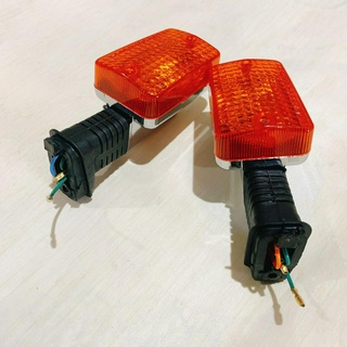 Bộ 2 đèn xin nhan sau xe Cub 82 đời cũ loại đẹp