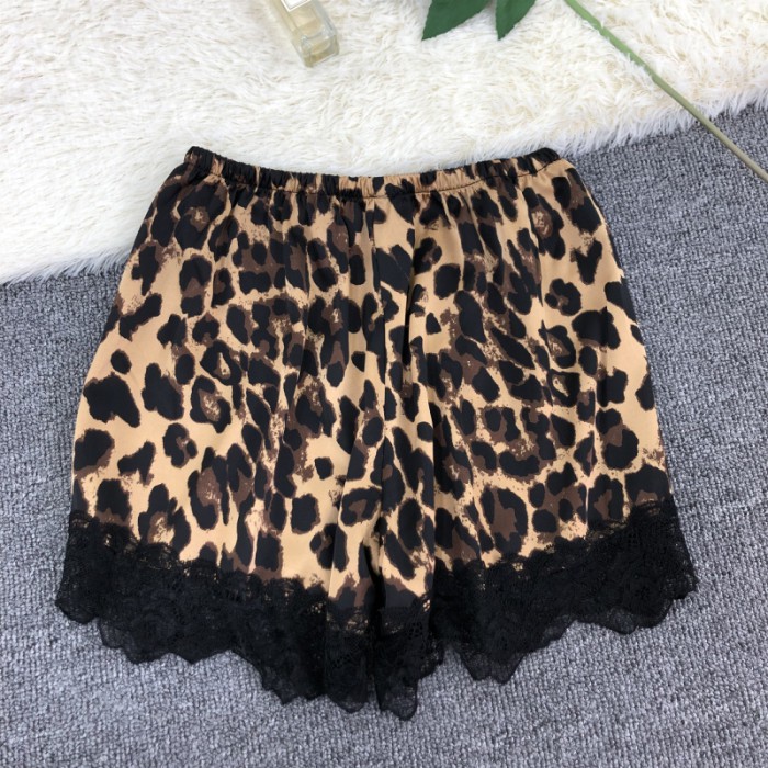 [Mã WARN25 giảm 25k đơn 200k] Bộ ngủ lụa cao cấp phối ren có mút ngực (hàng có sẵn) | BigBuy360 - bigbuy360.vn