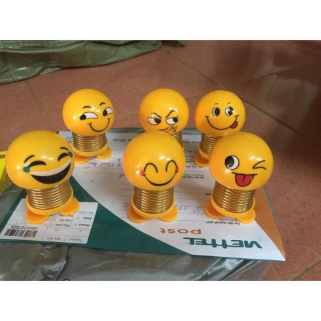 Con lắc lò xo Emoji siêu hot