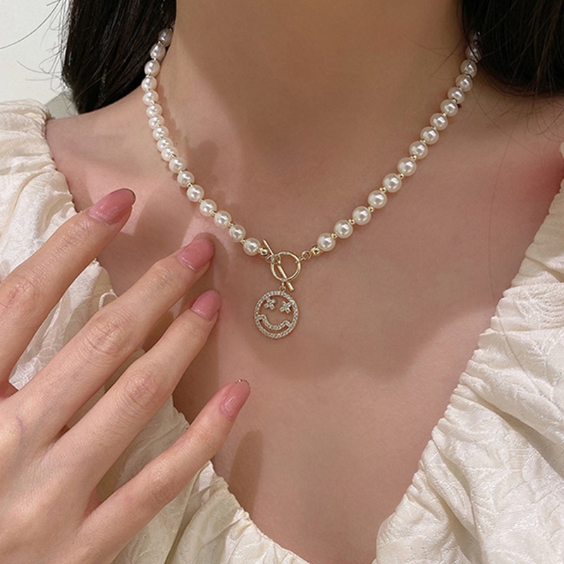 Dây chuyền nữ ngọc trai nhân tạo mặt cười đính đá