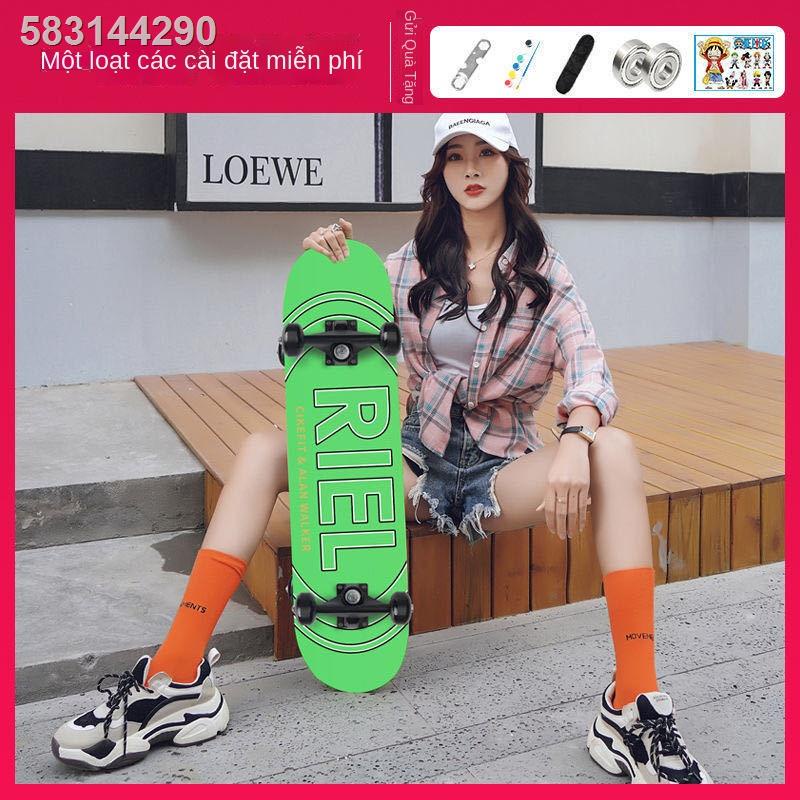 wwVán trượt bốn bánh dành cho người mới bắt đầu lớn nam và nữ thanh niên trẻ em ngắn chuyên nghiệp xe tay ga nghiêng đôi