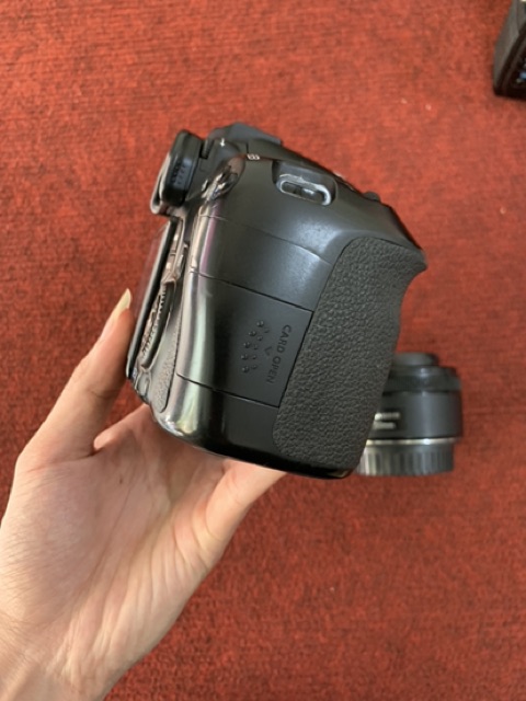 Máy ảnh Canon EOS 60D Và LENS CANON 50MMf1.8 STM