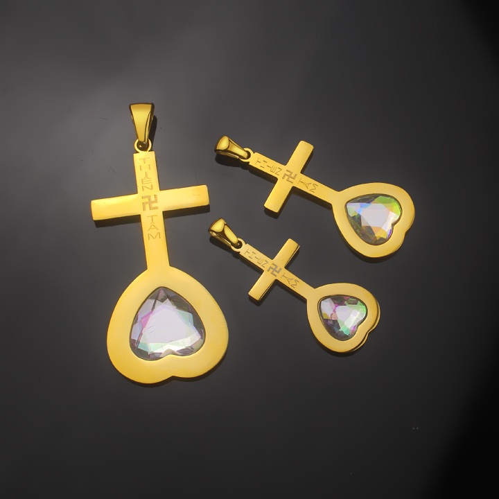 Mặt dây chuyền Thiên Tâm trái tim thánh giá đính pha lê dấu Thiên Tâm titan 2 màu vàng bạc chính hãng T&TJewelry