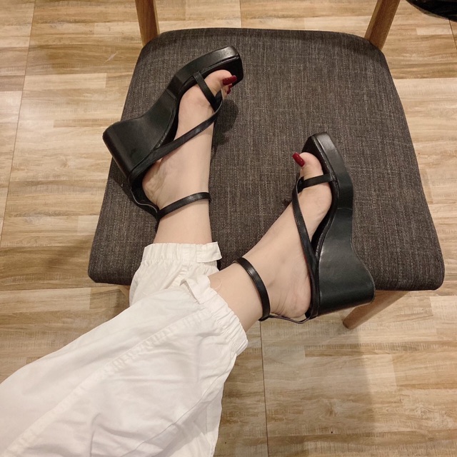 (MỚI) GIÀY SANDAL XỎ NGÓN ĐẾ XUỒNG KIỂU MỚI ĐỘC LẠ