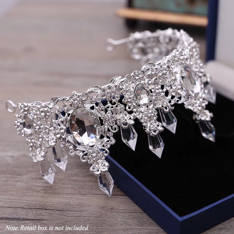 Vương miện + bông tai nạm đá quý sang trọng cho cô dâu