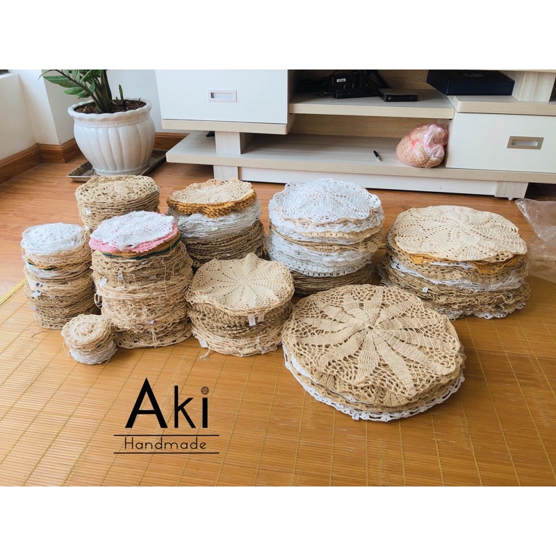 Doily handmade ( móc bên trong dreamcatcher) size từ 45-60cm