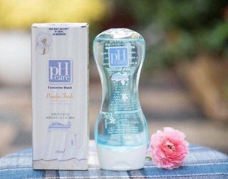 Dung dịch vệ sinh phụ nữ PH Care