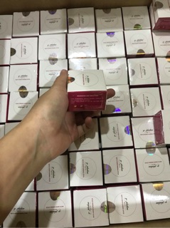 Son ủ dưỡng môi