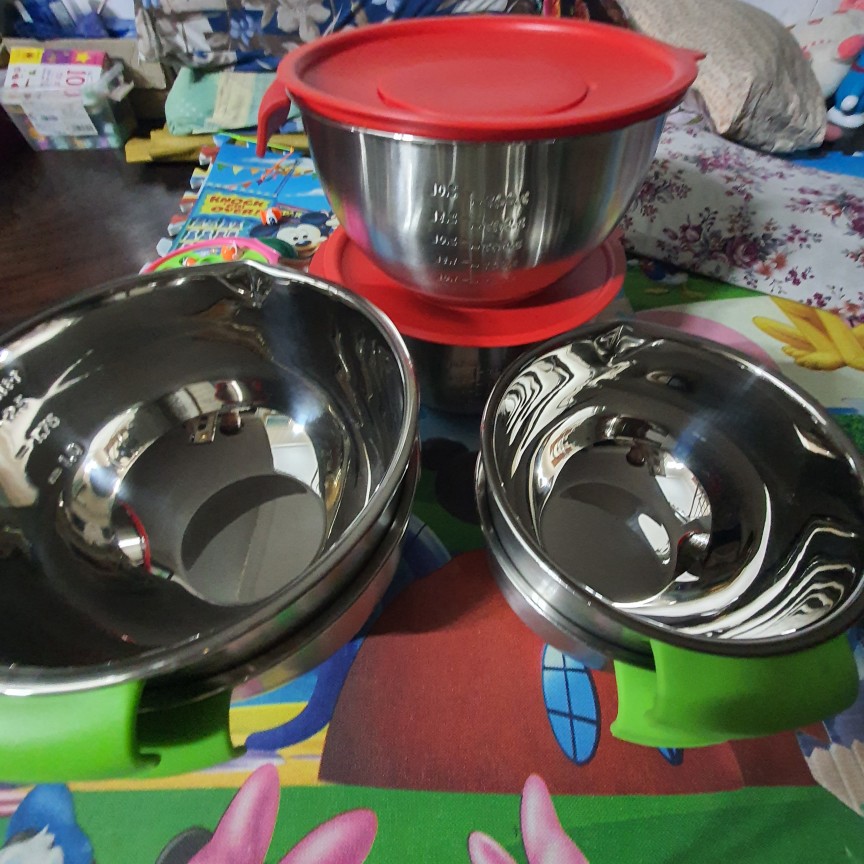 THỐ TRỘN BỘT,ĐÁNH TRỨNG INOX 304 CÓ NẮP CÓ ĐẾ CÓ QUAI ĐỦ SIZE.