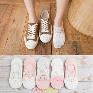 Tất nữ dễ thương màu hồng in hình hoạt hình